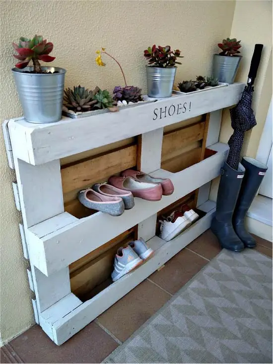 Botník z palety