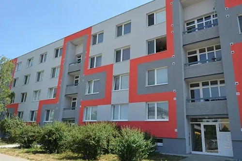 Zateplený panelák