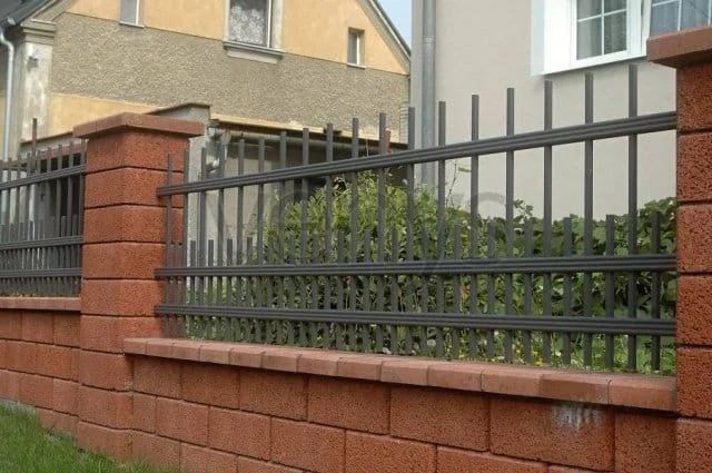 Tyčový plot
